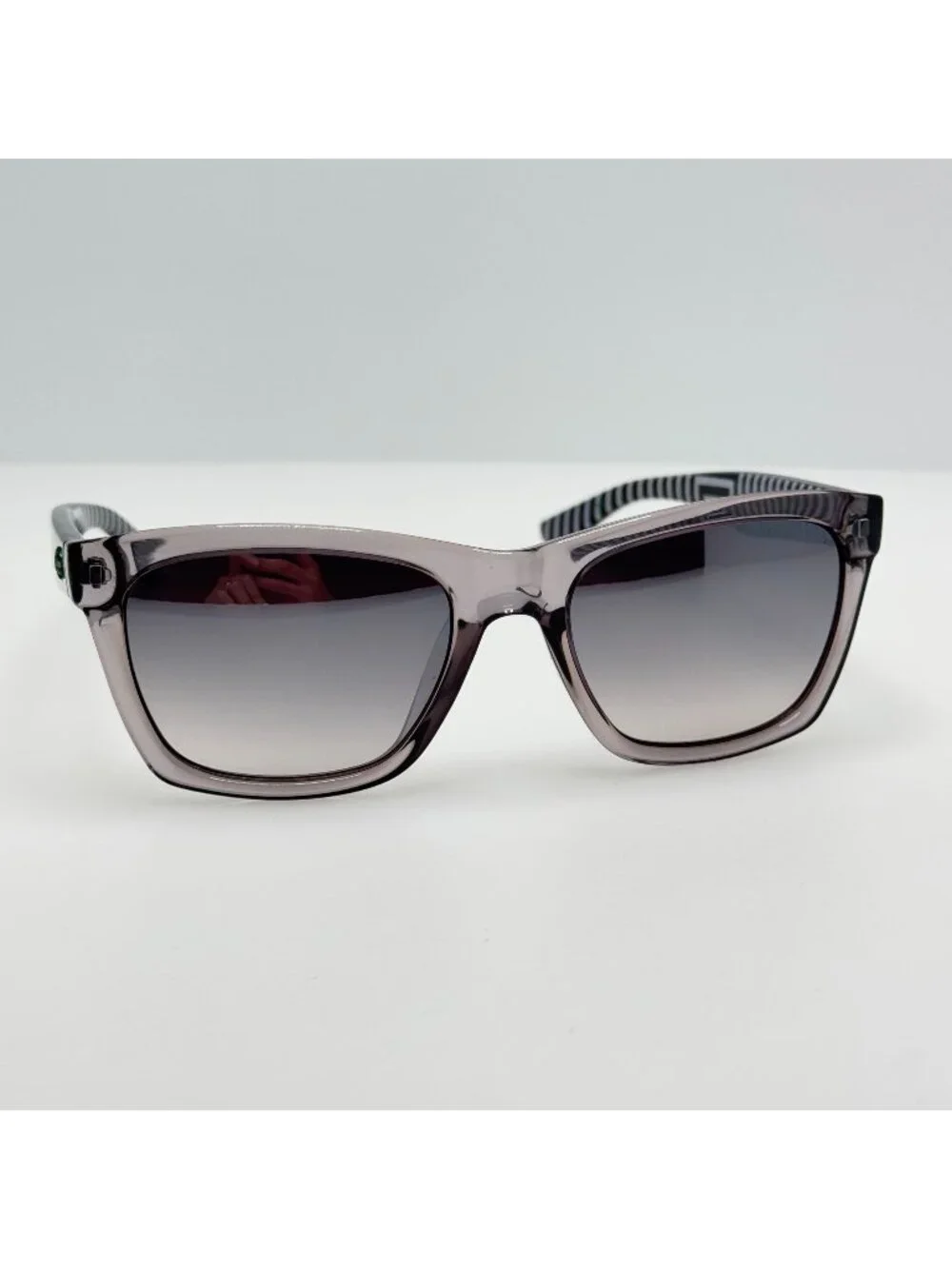 Lacoste Sunglasses L669S 035 Live 52-18-140